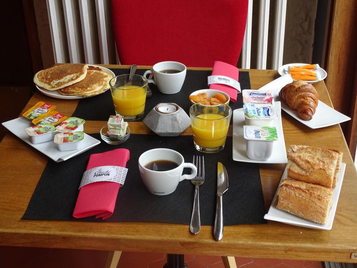 Hotel Ambroise 위제르슈 외부 사진